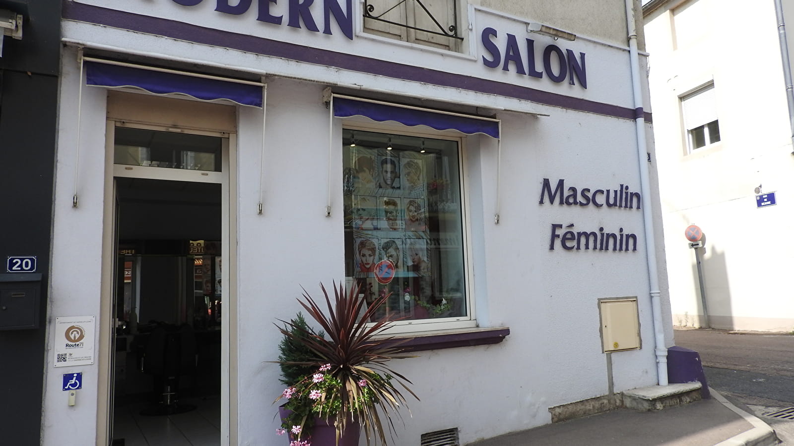 Modern'Salon