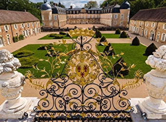 Château départemental - PIERRE-DE-BRESSE